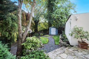 Photo 19- click for photo gallery